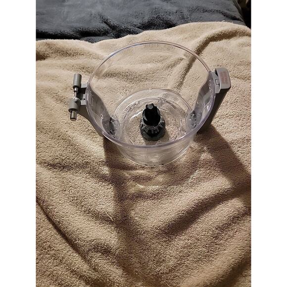 Veggie Bullet Replacement Bowl Spiralizer VB-102 Clean Great Shape - Picture 3 of 6